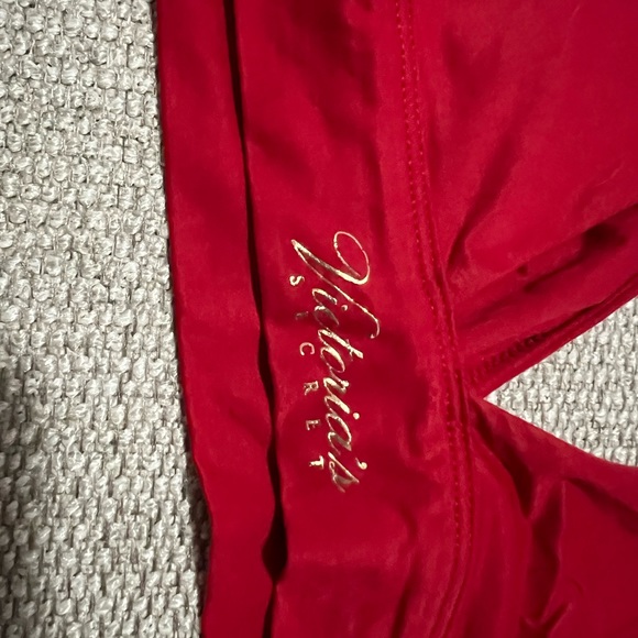 Victoria Secret bralette. Size XS. Super comfy. - Picture 5 of 5